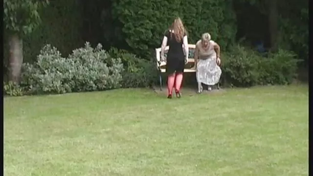 Orgía de chicas abuelas violadas xxx euro