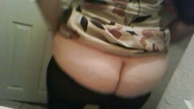 Puedes masturbarte conmigo con mis ajustados pantalones de yoga JOI videos ancianas culiando