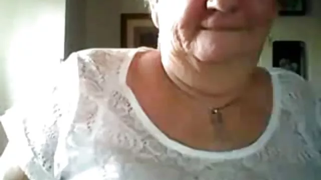 Kathy.A - videos porno de viejos con jovenes milf de oficina