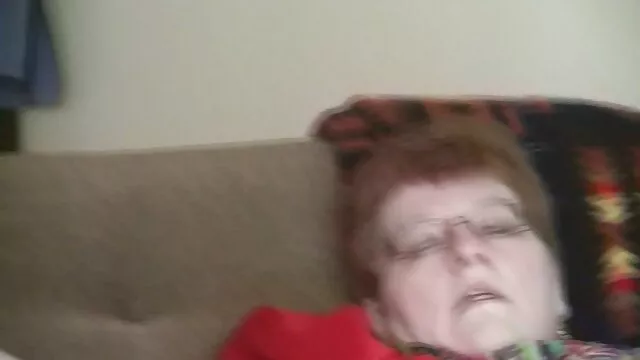 cámara abuela chupando polla web
